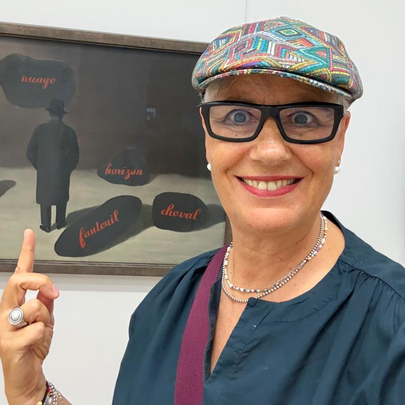 Corinne vor Bild