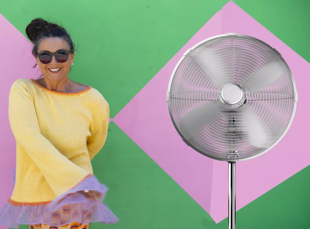 Uli steht neben einem Ventilator