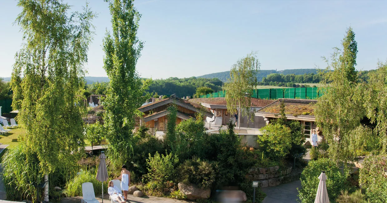 Saunagarten_Kissalis Therme